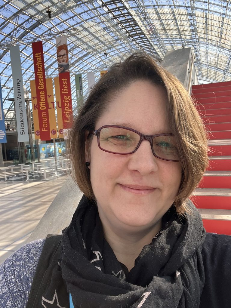 Ich in der Halle der Leipziger Buchmesse